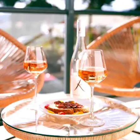 Petit Nid Douillet De A 200m De La Gruissan
