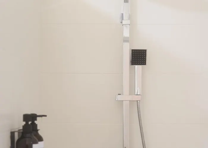 公寓 Petit Nid Douillet De A 200m De La 格吕桑